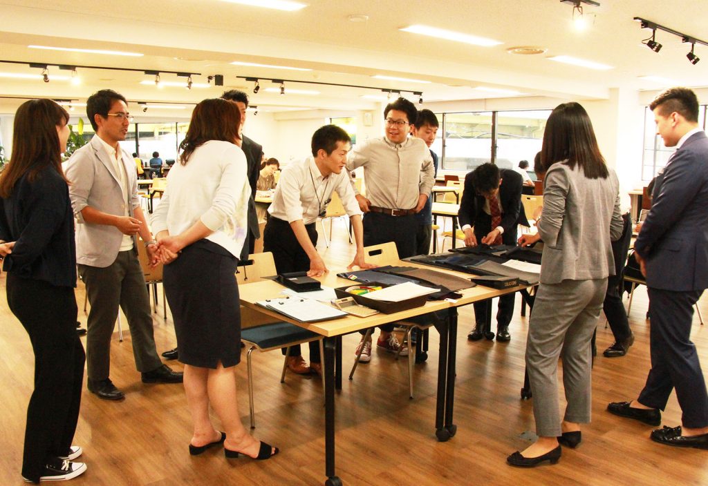 類広宣社 オーダースーツ採寸会