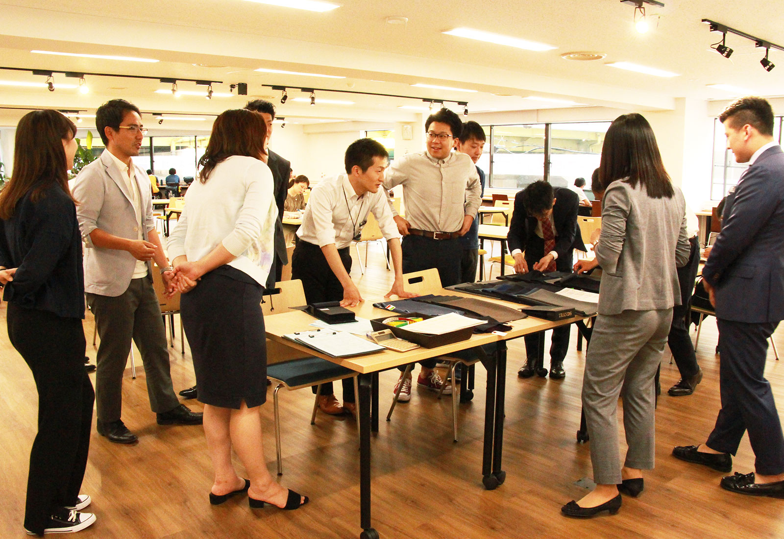 類広宣社 オーダースーツ採寸会