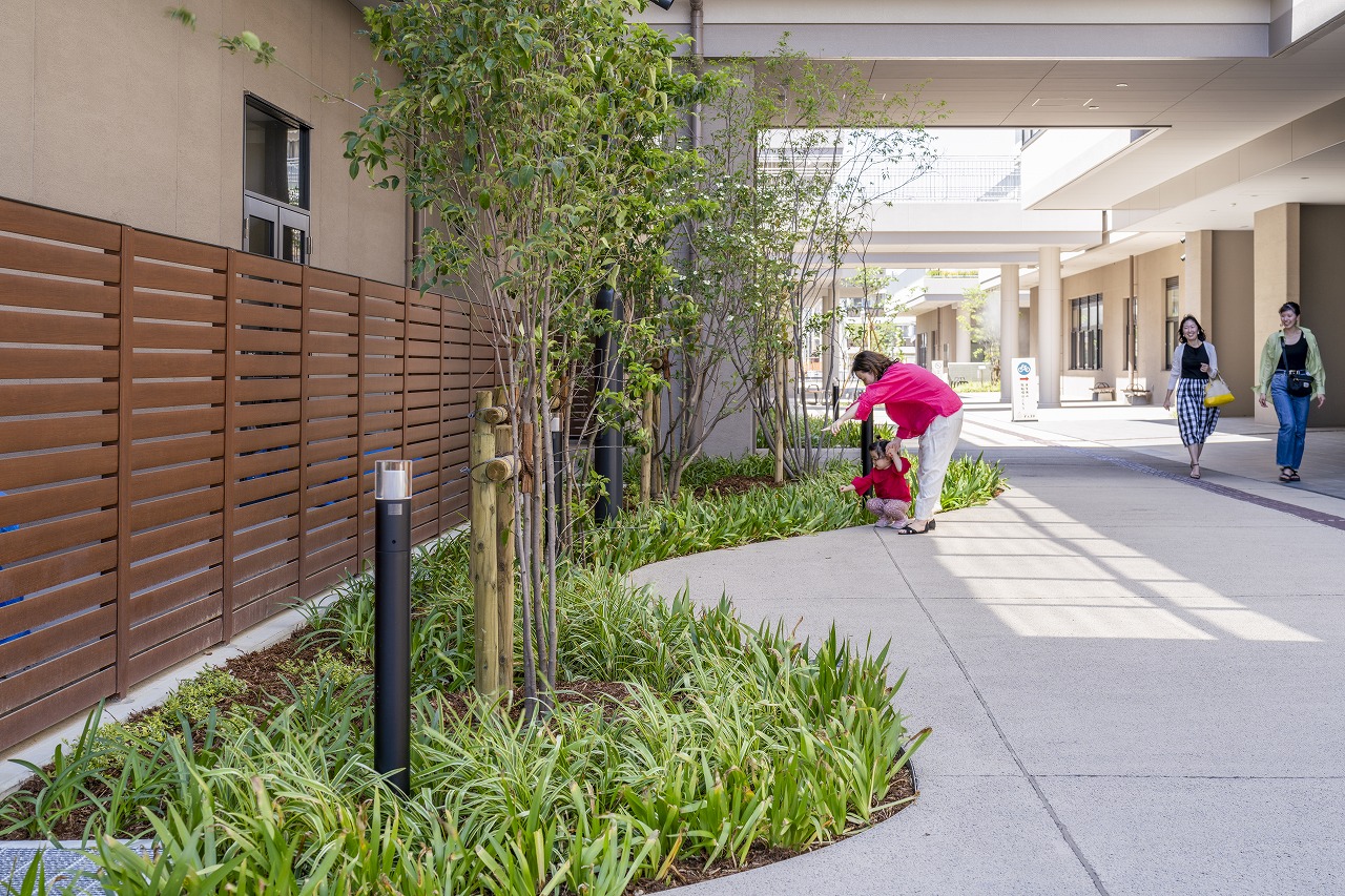 豊中市立庄内さくら学園・豊中市庄内コラボセンター オフィス・行政施設, 教育施設 株式会社 類設計室