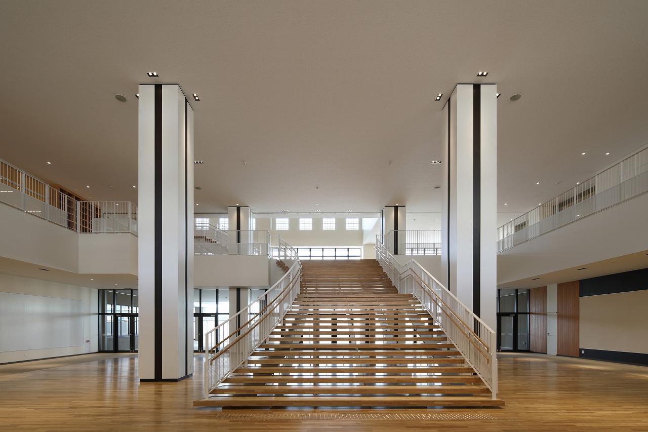 豊中市立庄内さくら学園・豊中市庄内コラボセンター オフィス・行政施設, 教育施設 株式会社 類設計室